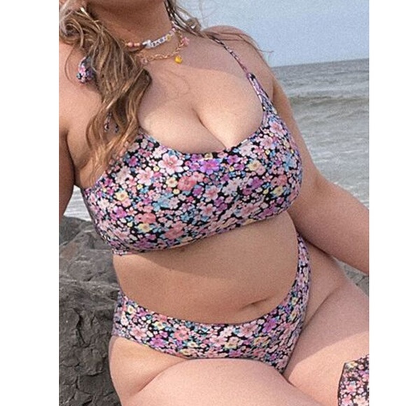 Forever 21 floral high wasted two piece - Picture 8 of 10